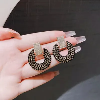 Geometrical Circle Shaped Rhinestone Earrings